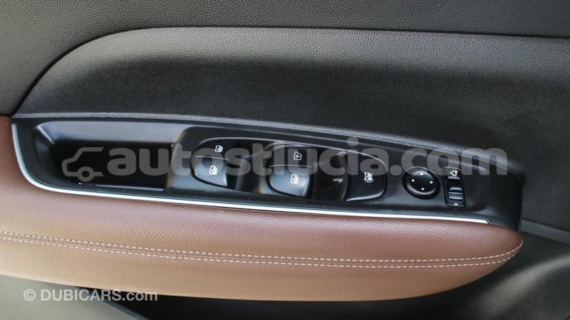 Big with watermark renault koleos anse la raye import dubai 2392