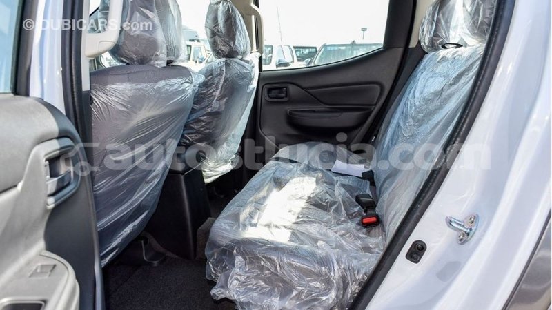 Big with watermark mitsubishi l200 anse la raye import dubai 2394