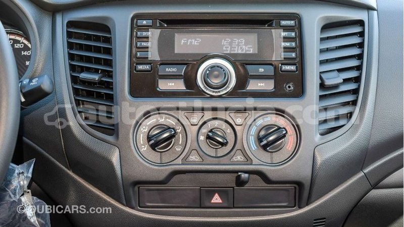 Big with watermark mitsubishi l200 anse la raye import dubai 2394