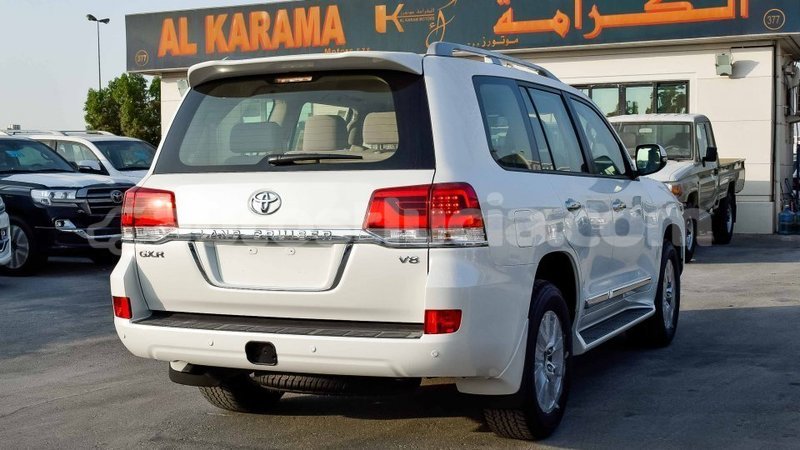 Big with watermark toyota land cruiser anse la raye import dubai 2395