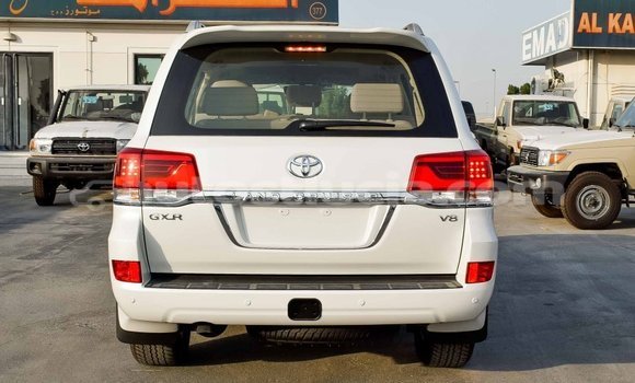 Buy Import Toyota Land Cruiser White Car in Import - Dubai in Anse-la-Raye Buy Import Toyota Land Cruiser White Car in Import - Dubai in Anse-la-Raye