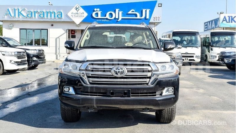 Big with watermark toyota land cruiser anse la raye import dubai 2400