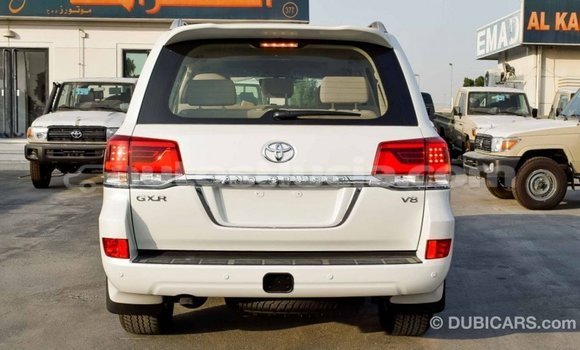 Buy Import Toyota Land Cruiser White Car in Import - Dubai in Anse-la-Raye Buy Import Toyota Land Cruiser White Car in Import - Dubai in Anse-la-Raye