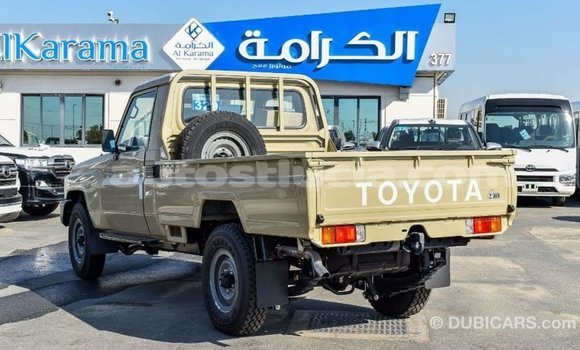 Buy Import Toyota Land Cruiser Beige Car in Import - Dubai in Anse-la-Raye Buy Import Toyota Land Cruiser Beige Car in Import - Dubai in Anse-la-Raye