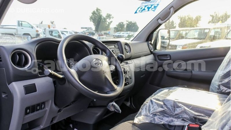 Big with watermark nissan urvan anse la raye import dubai 2407