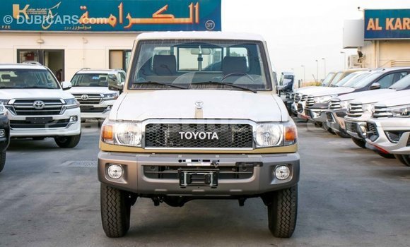 Buy Import Toyota Land Cruiser Beige Car in Import - Dubai in Anse-la-Raye Buy Import Toyota Land Cruiser Beige Car in Import - Dubai in Anse-la-Raye