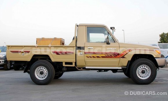 Buy Import Toyota Land Cruiser Beige Car in Import - Dubai in Anse-la-Raye Buy Import Toyota Land Cruiser Beige Car in Import - Dubai in Anse-la-Raye