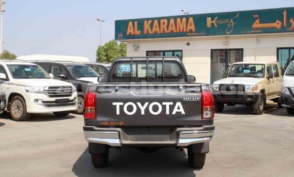 Buy Import Toyota Hilux Other Car in Import - Dubai in Anse-la-Raye Buy Import Toyota Hilux Other Car in Import - Dubai in Anse-la-Raye
