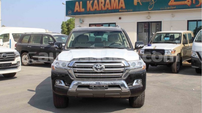 Big with watermark toyota land cruiser anse la raye import dubai 2412