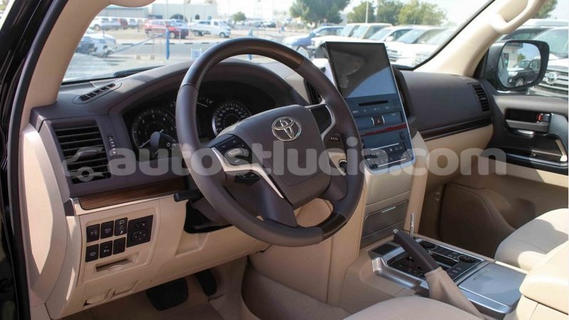 Big with watermark toyota land cruiser anse la raye import dubai 2412
