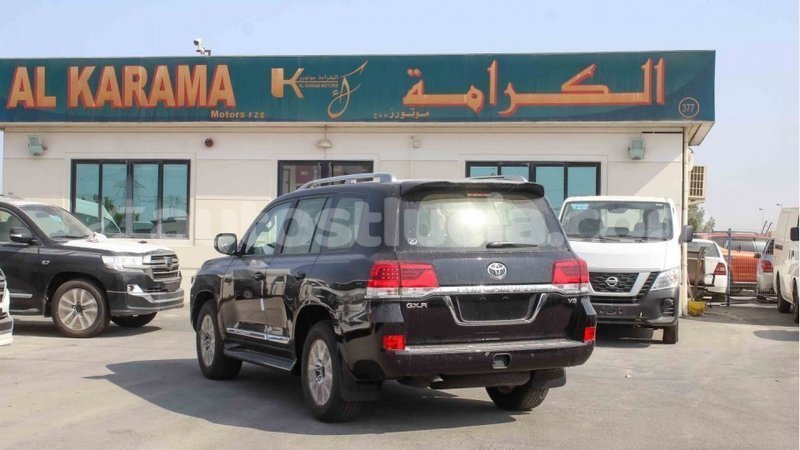 Big with watermark toyota land cruiser anse la raye import dubai 2412