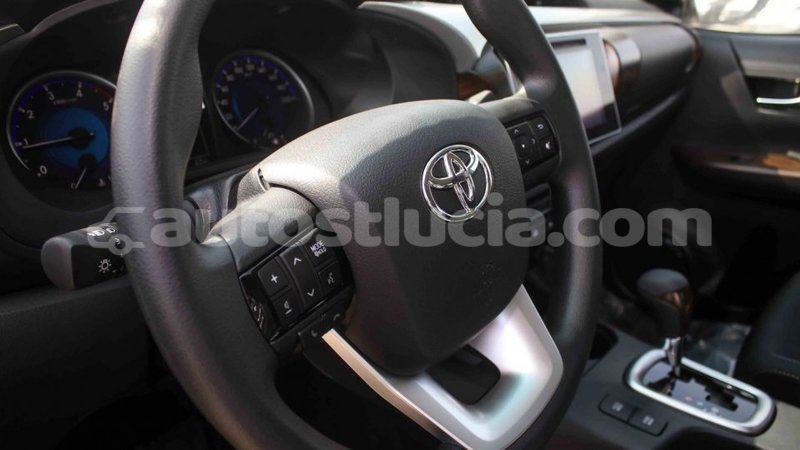 Big with watermark toyota hilux anse la raye import dubai 2414