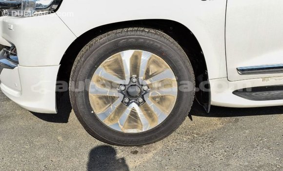 Buy Import Toyota Land Cruiser White Car in Import - Dubai in Anse-la-Raye Buy Import Toyota Land Cruiser White Car in Import - Dubai in Anse-la-Raye