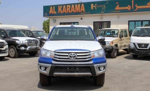 Acheter Import Voiture Toyota Hilux Bleu à Import - Dubai, Anse-la-Raye Acheter Import Voiture Toyota Hilux Bleu à Import - Dubai, Anse-la-Raye