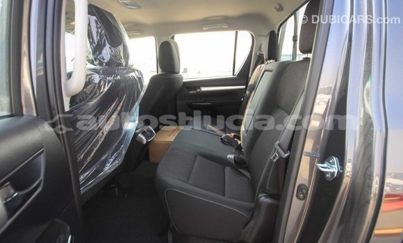 Buy Import Toyota Hilux Black Car in Import - Dubai in Anse-la-Raye Buy Import Toyota Hilux Black Car in Import - Dubai in Anse-la-Raye