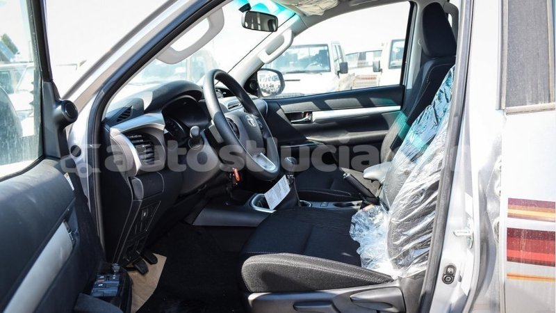 Big with watermark toyota hilux anse la raye import dubai 2422