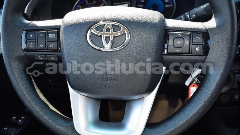 Big with watermark toyota hilux anse la raye import dubai 2422