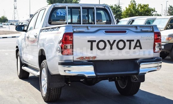 Buy Import Toyota Hilux Other Car in Import - Dubai in Anse-la-Raye Buy Import Toyota Hilux Other Car in Import - Dubai in Anse-la-Raye