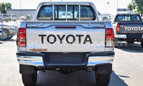 Buy Import Toyota Hilux Other Car in Import - Dubai in Anse-la-Raye Buy Import Toyota Hilux Other Car in Import - Dubai in Anse-la-Raye