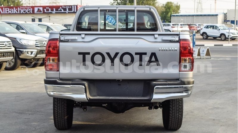 Big with watermark toyota hilux anse la raye import dubai 2423