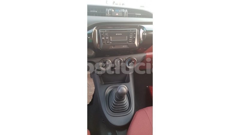 Big with watermark toyota hilux anse la raye import dubai 2424