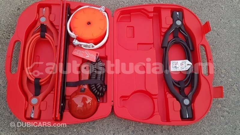 Big with watermark toyota hilux anse la raye import dubai 2424