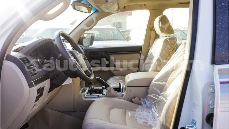 Big with watermark toyota land cruiser anse la raye import dubai 2425