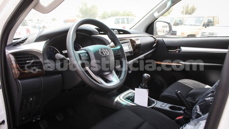 Big with watermark toyota hilux anse la raye import dubai 2430