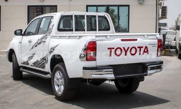 Buy Import Toyota Hilux White Car in Import - Dubai in Anse-la-Raye Buy Import Toyota Hilux White Car in Import - Dubai in Anse-la-Raye