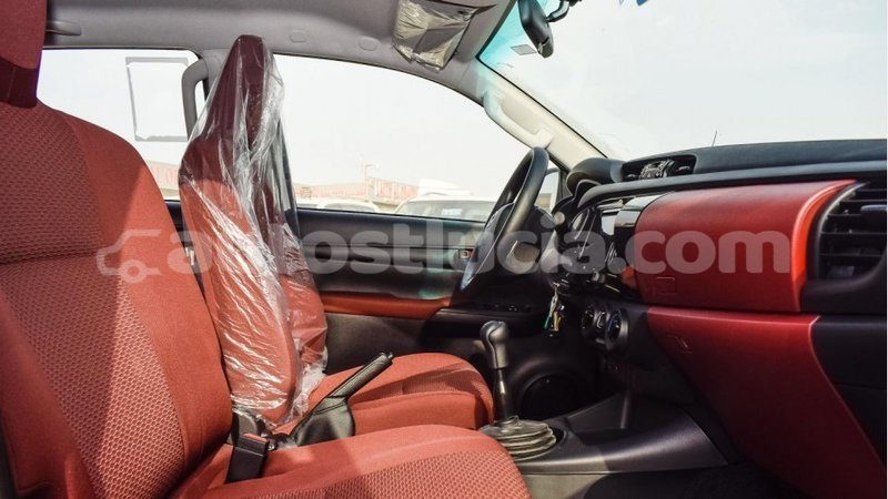 Big with watermark toyota hilux anse la raye import dubai 2431