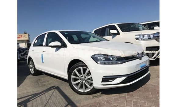 Buy Import Volkswagen Golf White Car in Import - Dubai in Anse-la-Raye