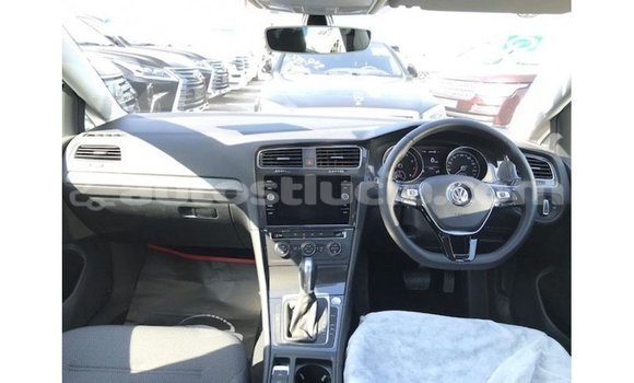 Buy Import Volkswagen Golf White Car in Import - Dubai in Anse-la-Raye Buy Import Volkswagen Golf White Car in Import - Dubai in Anse-la-Raye