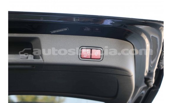 Buy Import Mercedes-Benz 190 (W201) Black Car in Import - Dubai in Anse-la-Raye Buy Import Mercedes-Benz 190 (W201) Black Car in Import - Dubai in Anse-la-Raye