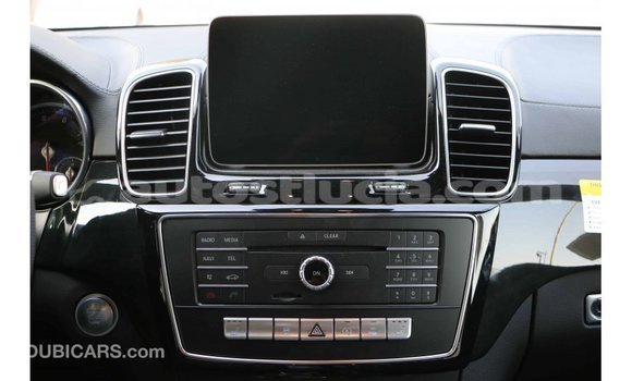 Buy Import Mercedes-Benz 190 (W201) Black Car in Import - Dubai in Anse-la-Raye Buy Import Mercedes-Benz 190 (W201) Black Car in Import - Dubai in Anse-la-Raye