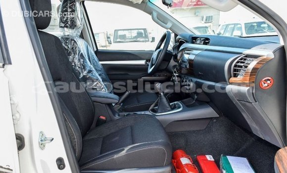 Buy Import Toyota Hilux White Car in Import - Dubai in Anse-la-Raye Buy Import Toyota Hilux White Car in Import - Dubai in Anse-la-Raye