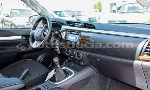 Buy Import Toyota Hilux White Car in Import - Dubai in Anse-la-Raye Buy Import Toyota Hilux White Car in Import - Dubai in Anse-la-Raye