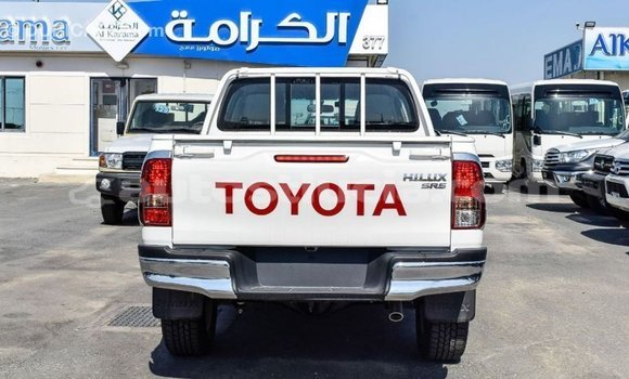 Buy Import Toyota Hilux White Car in Import - Dubai in Anse-la-Raye Buy Import Toyota Hilux White Car in Import - Dubai in Anse-la-Raye