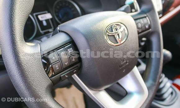 Buy Import Toyota Hilux White Car in Import - Dubai in Anse-la-Raye Buy Import Toyota Hilux White Car in Import - Dubai in Anse-la-Raye