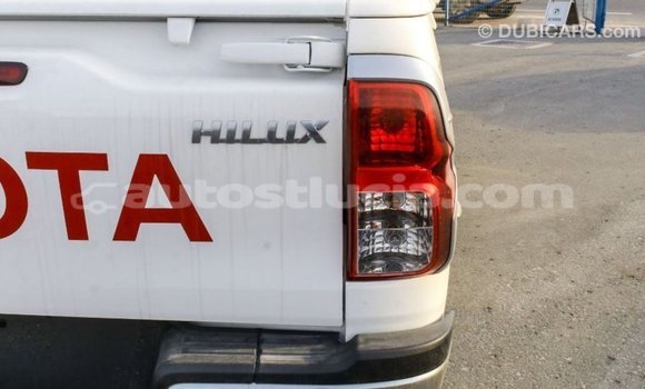 Buy Import Toyota Hilux White Car in Import - Dubai in Anse-la-Raye Buy Import Toyota Hilux White Car in Import - Dubai in Anse-la-Raye