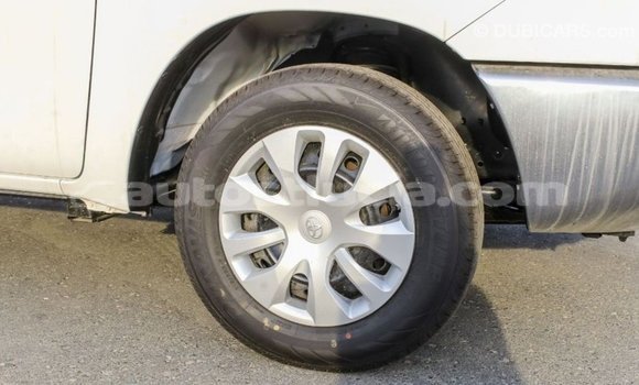 Buy Import Toyota Hilux White Car in Import - Dubai in Anse-la-Raye Buy Import Toyota Hilux White Car in Import - Dubai in Anse-la-Raye