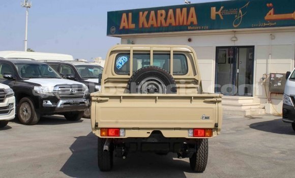 Buy Import Toyota Land Cruiser Beige Car in Import - Dubai in Anse-la-Raye Buy Import Toyota Land Cruiser Beige Car in Import - Dubai in Anse-la-Raye