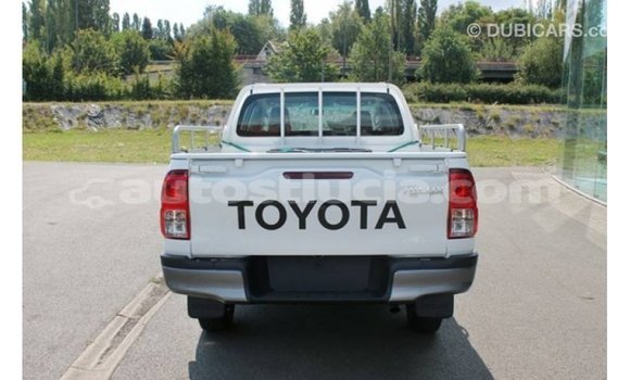 Buy Import Toyota Hilux White Car in Import - Dubai in Anse-la-Raye Buy Import Toyota Hilux White Car in Import - Dubai in Anse-la-Raye