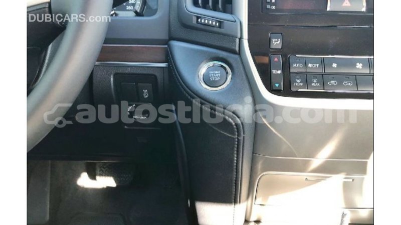 Big with watermark toyota land cruiser anse la raye import dubai 2444