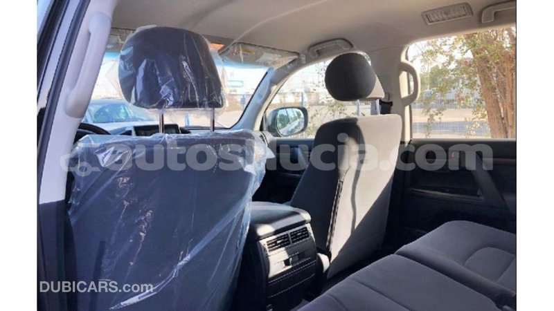 Big with watermark toyota land cruiser anse la raye import dubai 2444