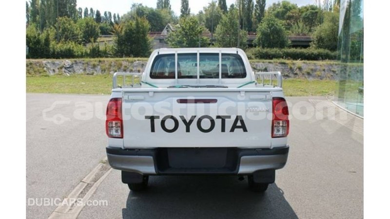 Big with watermark toyota hilux anse la raye import dubai 2449