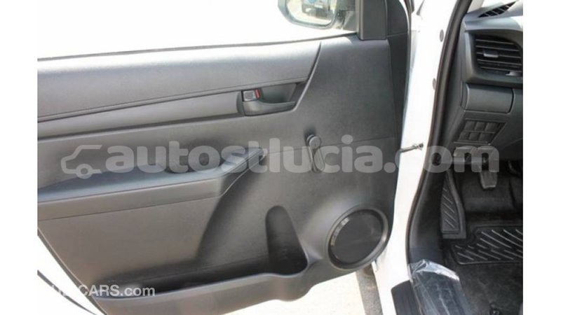 Big with watermark toyota hilux anse la raye import dubai 2449