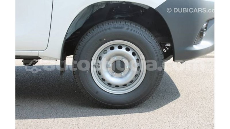 Big with watermark toyota hilux anse la raye import dubai 2449