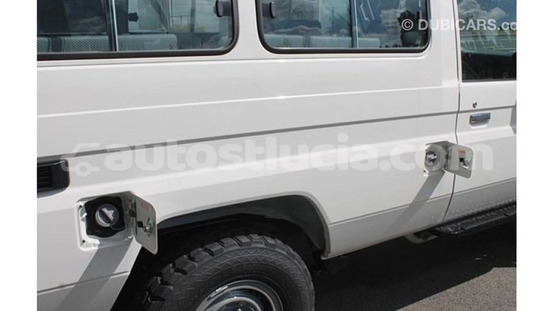 Big with watermark toyota land cruiser anse la raye import dubai 2450