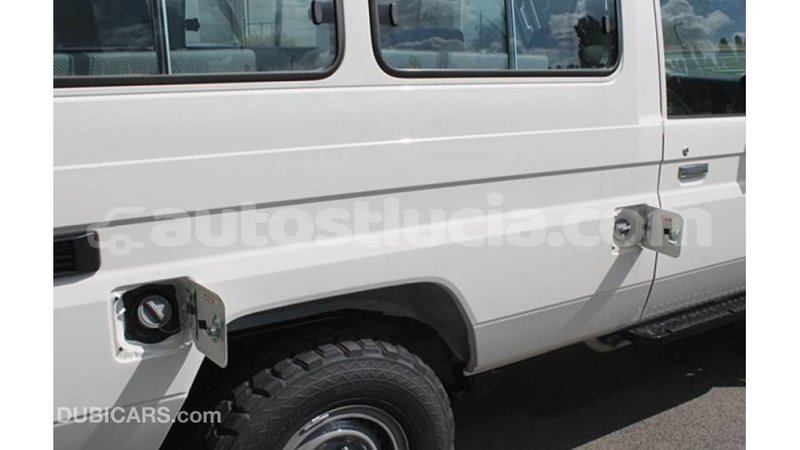 Big with watermark toyota land cruiser anse la raye import dubai 2450
