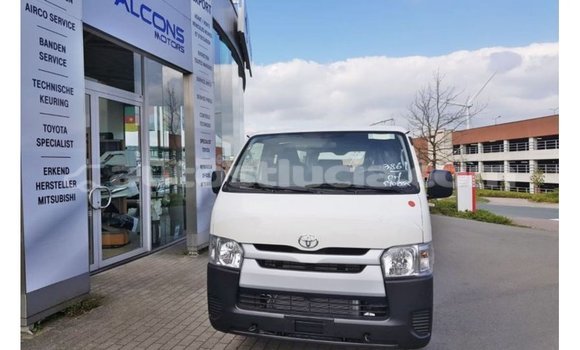 Buy Import Toyota Hiace White Car in Import - Dubai in Anse-la-Raye Buy Import Toyota Hiace White Car in Import - Dubai in Anse-la-Raye